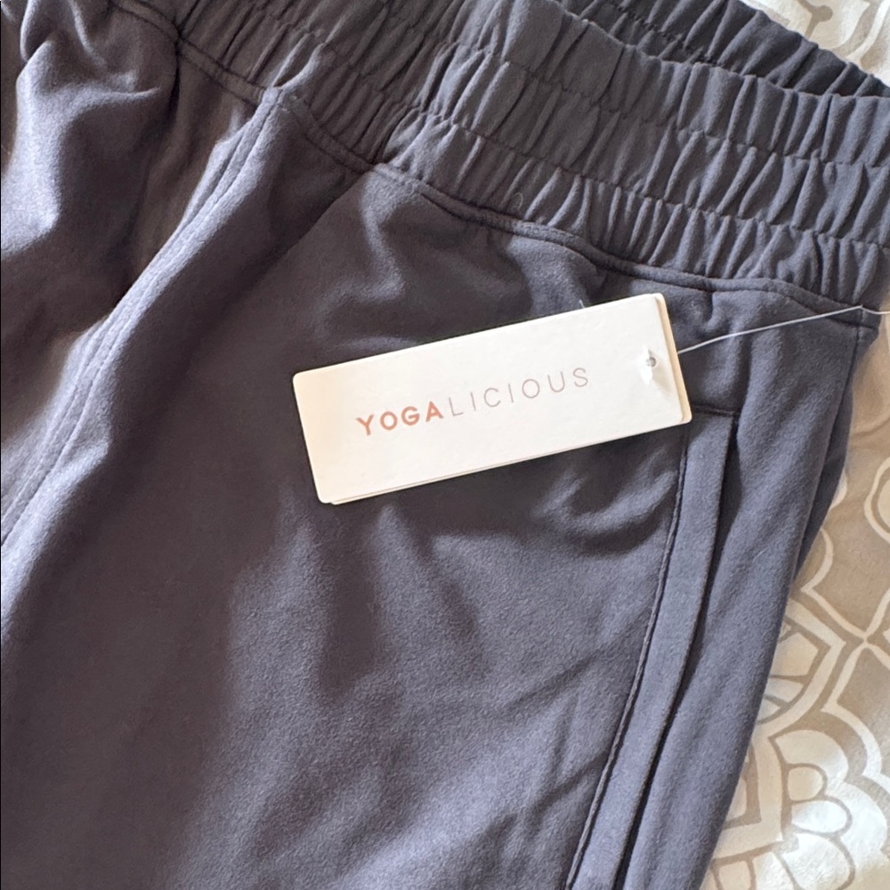 Yogalicious Women’s Dark Gray Lux District Jogger - Picture 4 of 9